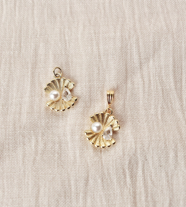 Gold filled Oyster Charm