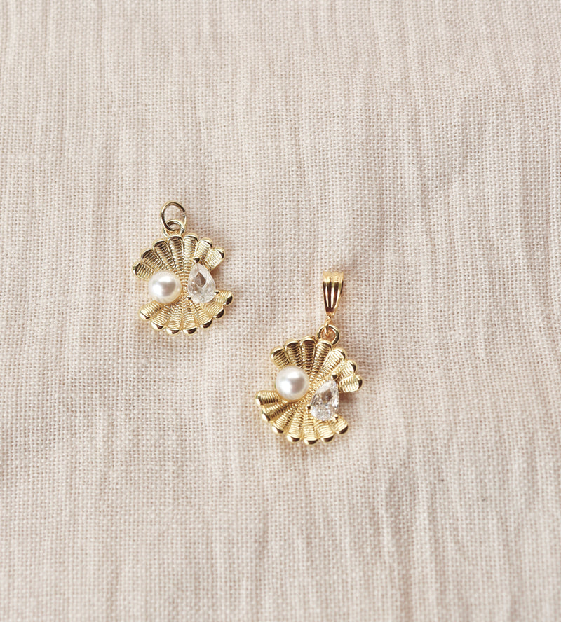 Gold filled Oyster Charm