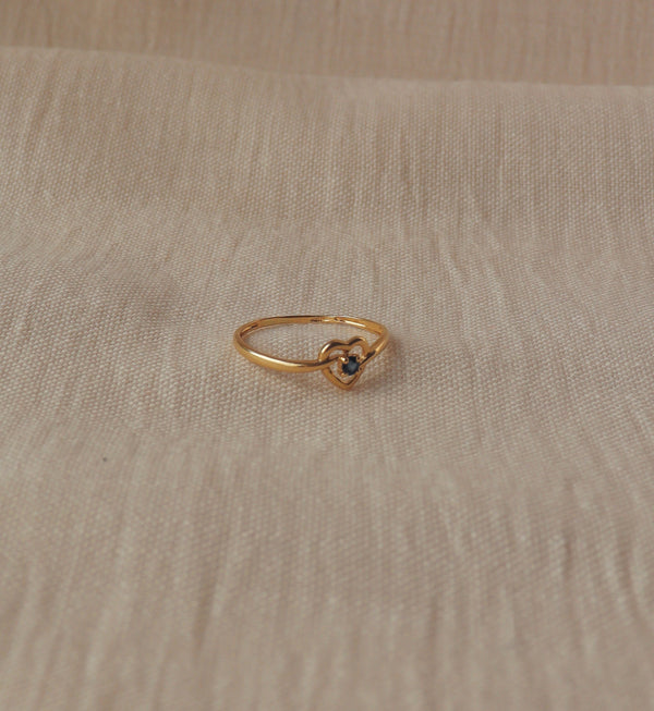 18K Gold heart ring