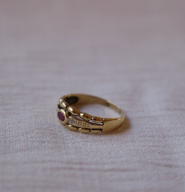 8k yellow gold triple band ring