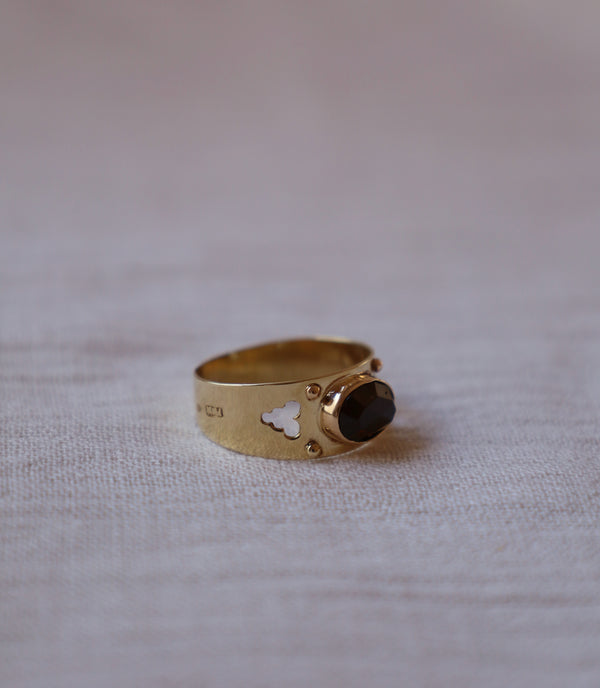 14k yellow gold garnet signet ring