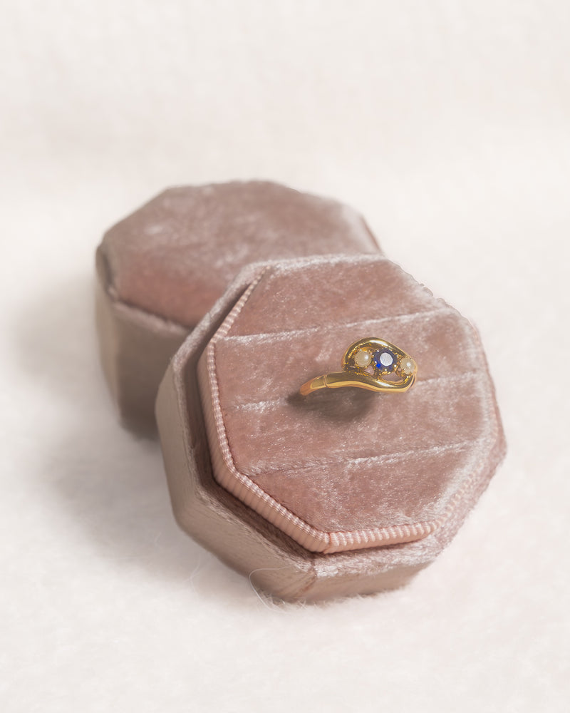 18K Pearl and Zirconia ring