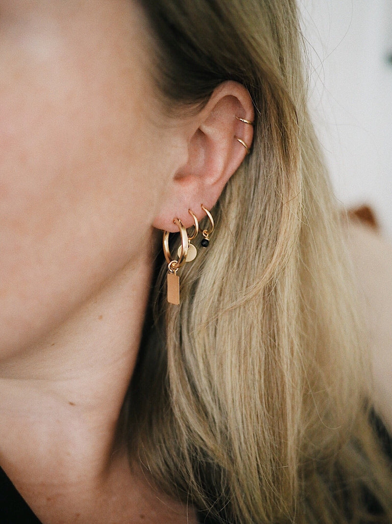 GOLD EARRING CHARM SEQUIN