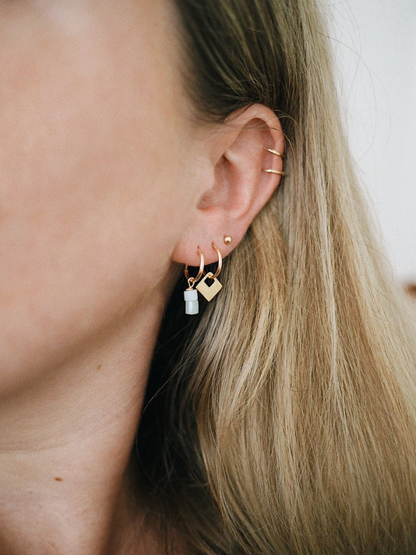 GOLD DOT EARRING