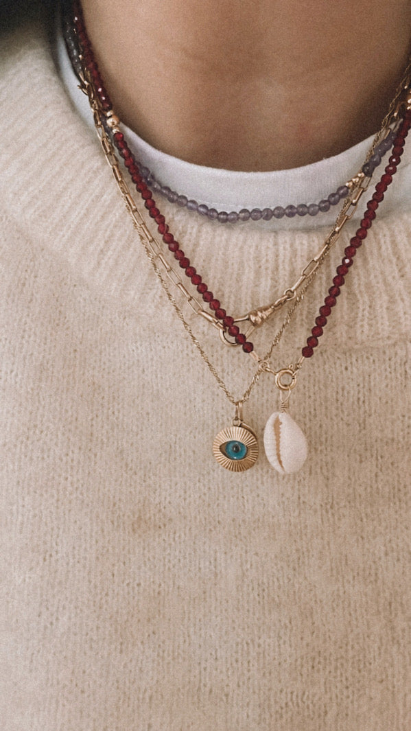 GOLD NECKLACE CHARM COWRIE