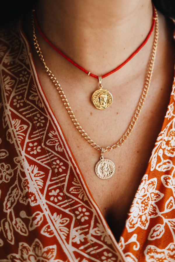 GOLD NECKLACE CHARM GUARDIAN OF THE TRAVELLERS