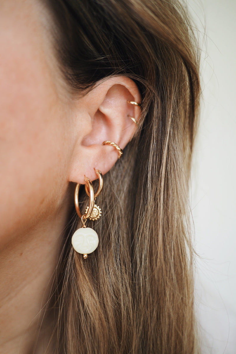 GOLD EARRING CHARM MOONFACE