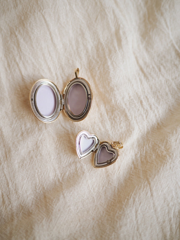 9K Dreamy Heart Locket