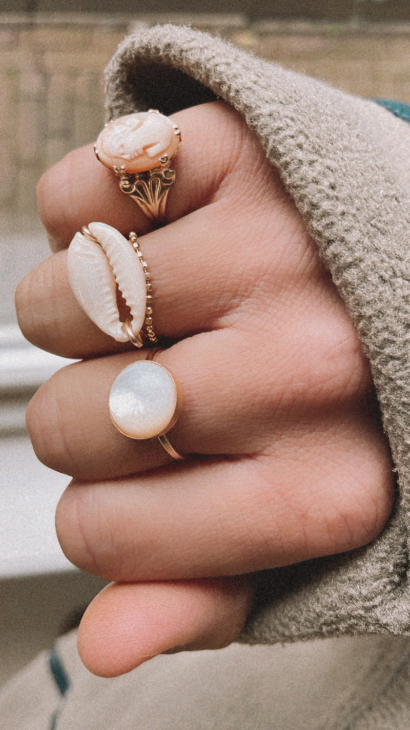 GOLD PEARL RING