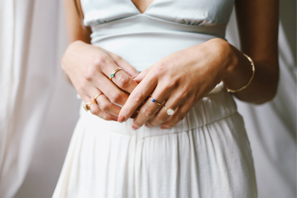 GOLD MINI GREEN ONYX RING